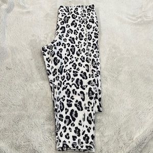 Womens  animal print leggings